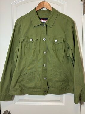 Women’s Olive Green Button-Front Utility Jacket #230